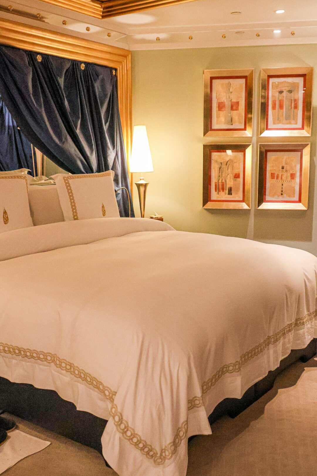 celebrity bedroom suite